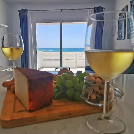 Luxury On The 宏达海滩