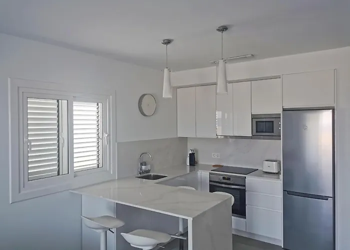 Luxury On The Playa Honda (Lanzarote)